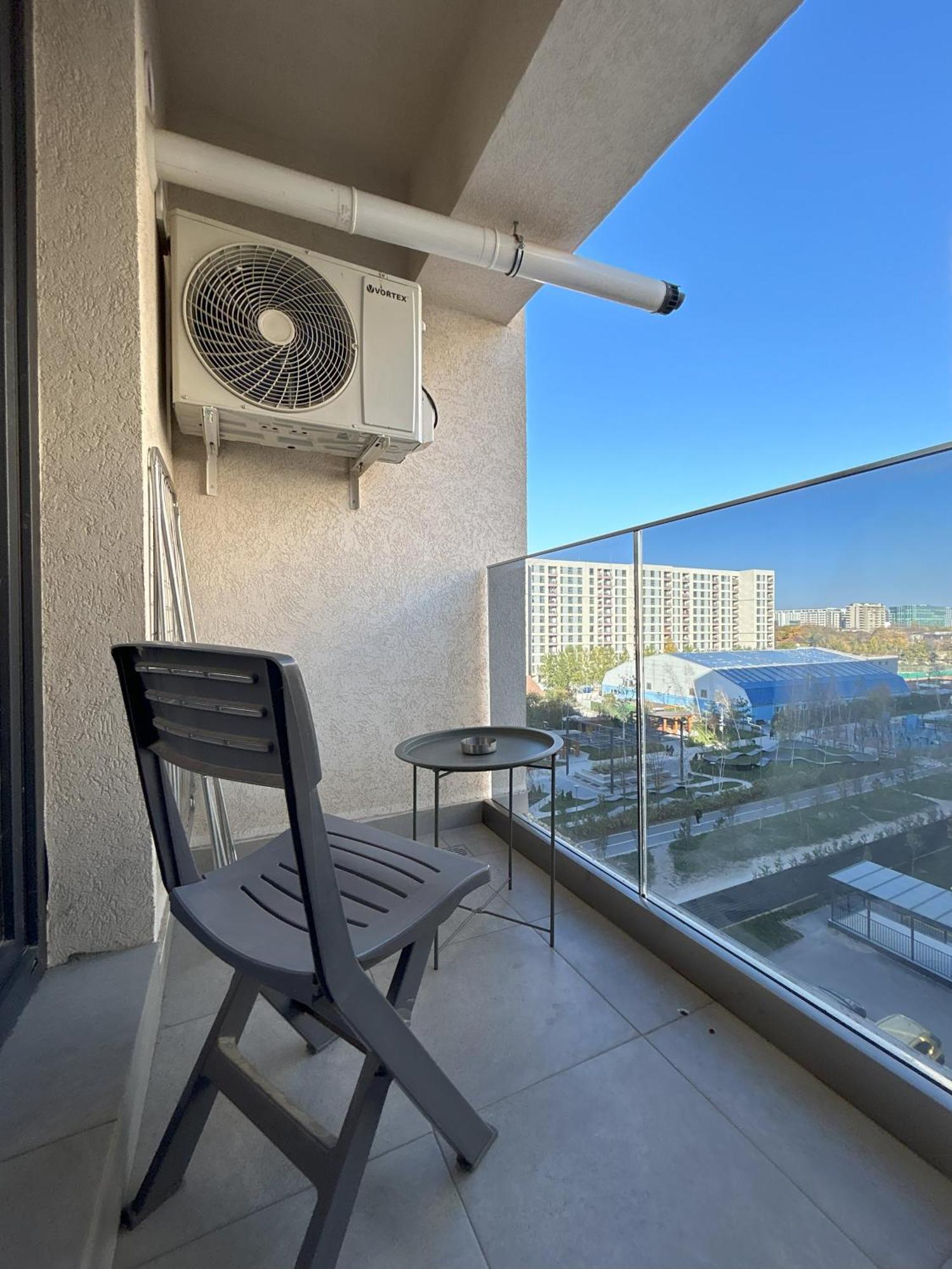 شقة Urban Retreat With Balcony At Exigent Plaza - 06 بوخارست المظهر الخارجي الصورة