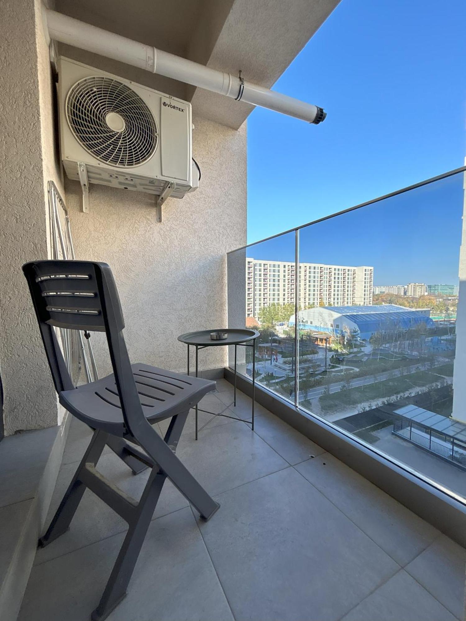 شقة Urban Retreat With Balcony At Exigent Plaza - 06 بوخارست المظهر الخارجي الصورة